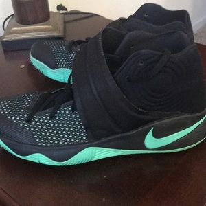 Kyrie 2 kyrieokie size 13